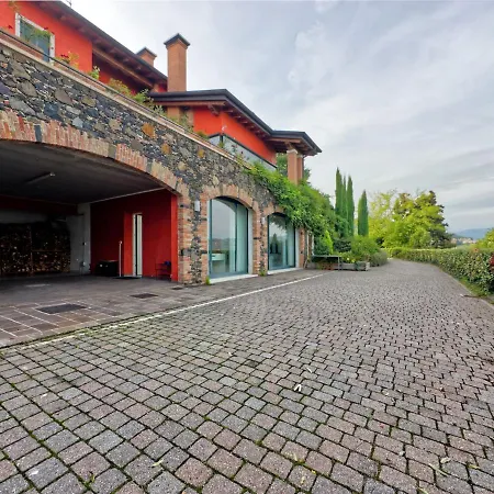 Apartmán Charm: Modern With Parking! Arzignano